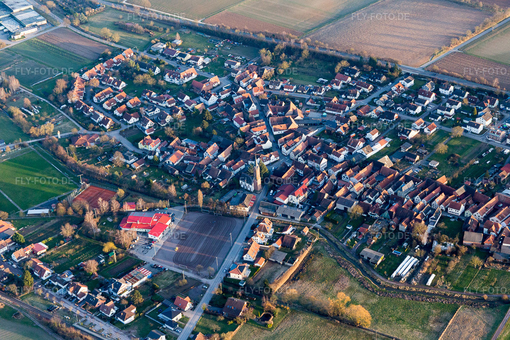 Luftbild: Festplatz im Ortsteil Drusweiler in Kapellen-Drusweiler im Bundesland Rheinland-Pfalz in Deutschland. Foto: IMG_097430.jpg vom 10.03.2017 durch Werner Riehm/FLY-FOTO.de
