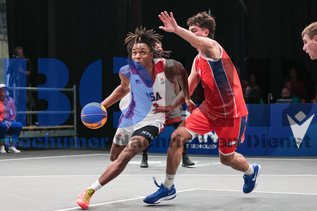 SES_TTG3X320250717-62 | bond - Realisiert mit Pictrs.com