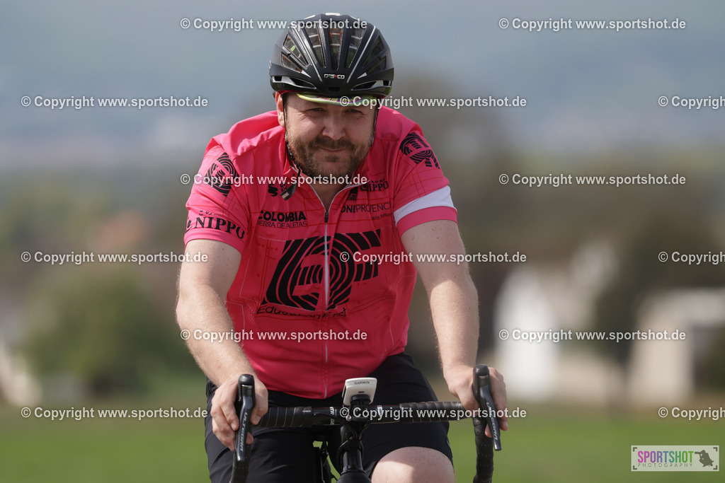 368A6057 | Neusiedlersee Radmarathon 2026@sportshot_your_pictrs #yourpictures#roadtowm2029 #nrm #neusiedlerseeradmarathon #neusiedlersee #neusiedlerseetourismus #burgenland #mörbisch #nrm26 #burgenlandtourismus #voglundco #poweredbyburgenlandtourismus #radsport #rad #marathon #ucigranfondo #visitburgenland #ucigranfondoworldseries