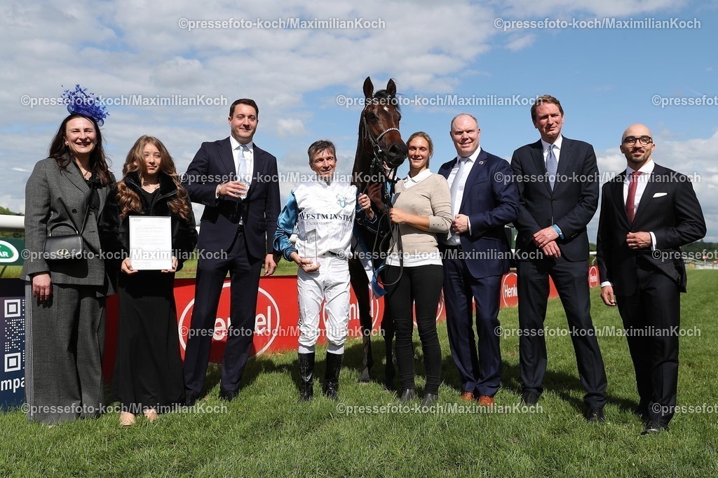 Due25052599023 | Lady Ilze siegt unter Adrie de Vries in den Horn und Company - 105. German 1000 Guineas, Gr.2  am 25.05.2025 Renntag in Düsseldorf. Copyright by Marc Ruehl - Veroeffentlichung nur gegen Honorar (zzgl.MwSt), Namensnennung und Beleg, Bank Routing Number: BIC GENODED1PAF, Bank Account Number: IBAN DE04 3706 2600 1201 6180 17, Steuer-Nr.: 203/5266/0306, Ust_Id_Nr.: De 122081417, Zur Gaulshuette 29, 50181 Bedburg, Phone: +49-(0)2272-83351, www.marcruehl.com, info@marcruehl.com, No Model Release, Abtretung von Persoenlichkeitsrechten der abgebildeten Person/Personen liegen nicht vor. Speichern in Bilddatenbanken oder Vervielfaeltigung ist ohne schriftliche Genehmigung nicht gestattet.