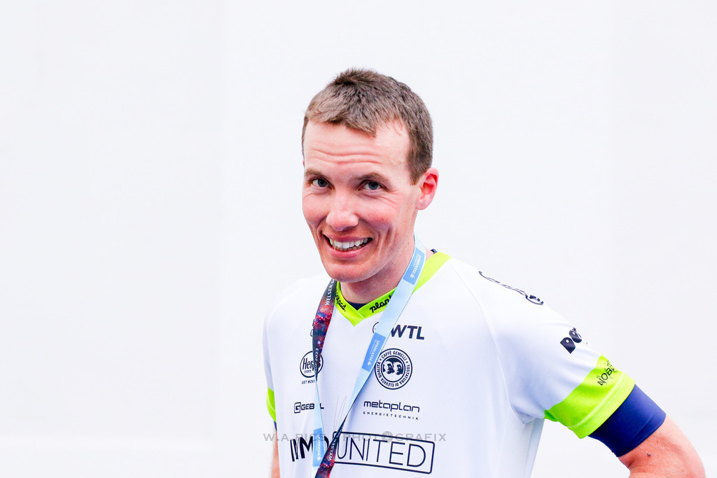 AW_20231231awmac8476 | WELS, 31.12.2023, Sparkasse Silvesterlauf Wels 2023 , Image shows: Photo: WAPICS / Andreas Willdoner