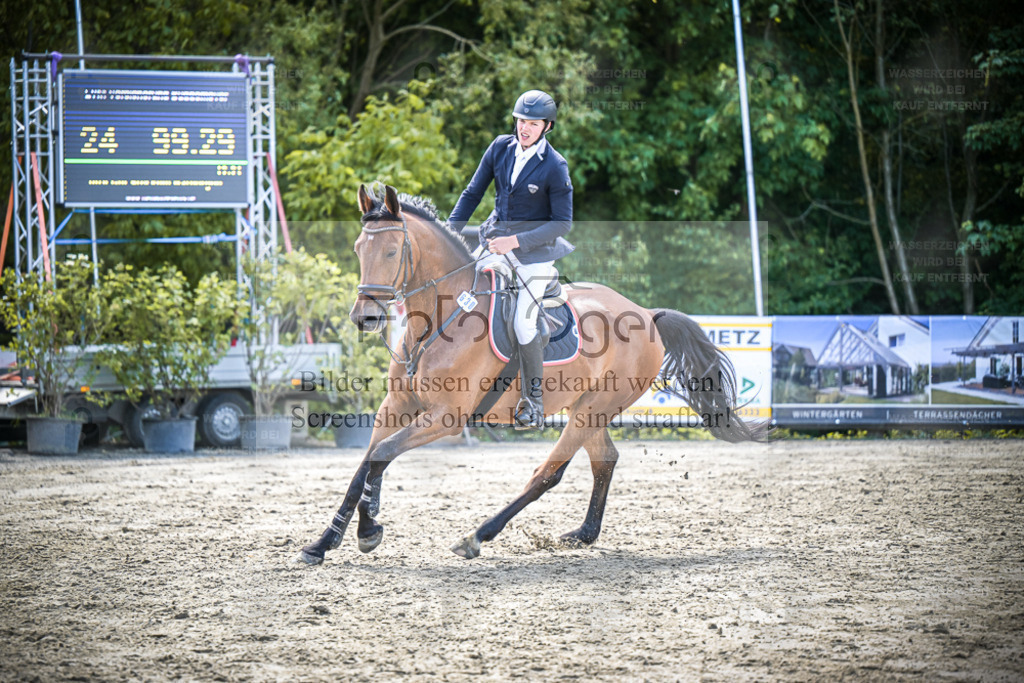DOS_2967 | Entdecke hochwertige Reitturnierfotos von Foto Oger. Professionell, emotional und authentisch – jetzt Lieblingsmomente im Shop bestellen. - Realisiert mit Pictrs.com