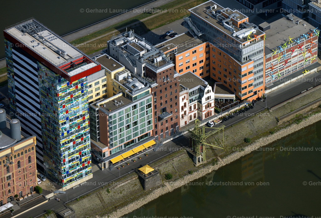 3293440 | interessante Gebäude im Medienhafen, Düsseldorf