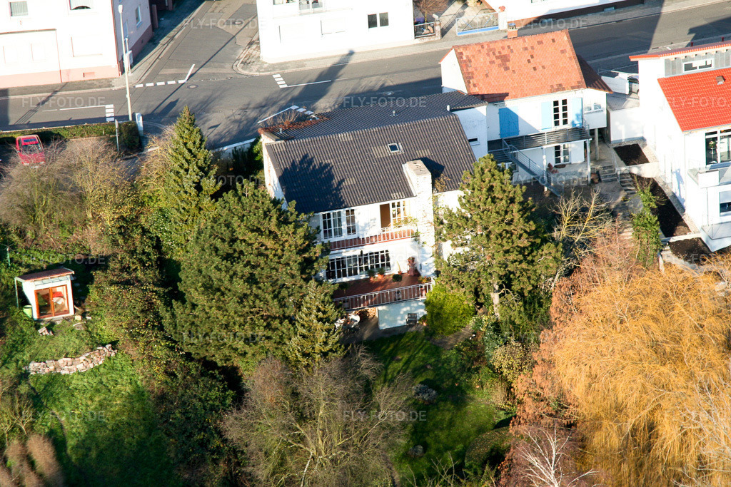 Luftbild: Bahnhofstr in Jockgrim im Bundesland Rheinland-Pfalz in Deutschland. Foto: IMG_0391.jpg vom 10.12.2005 durch Werner Riehm/FLY-FOTO.de