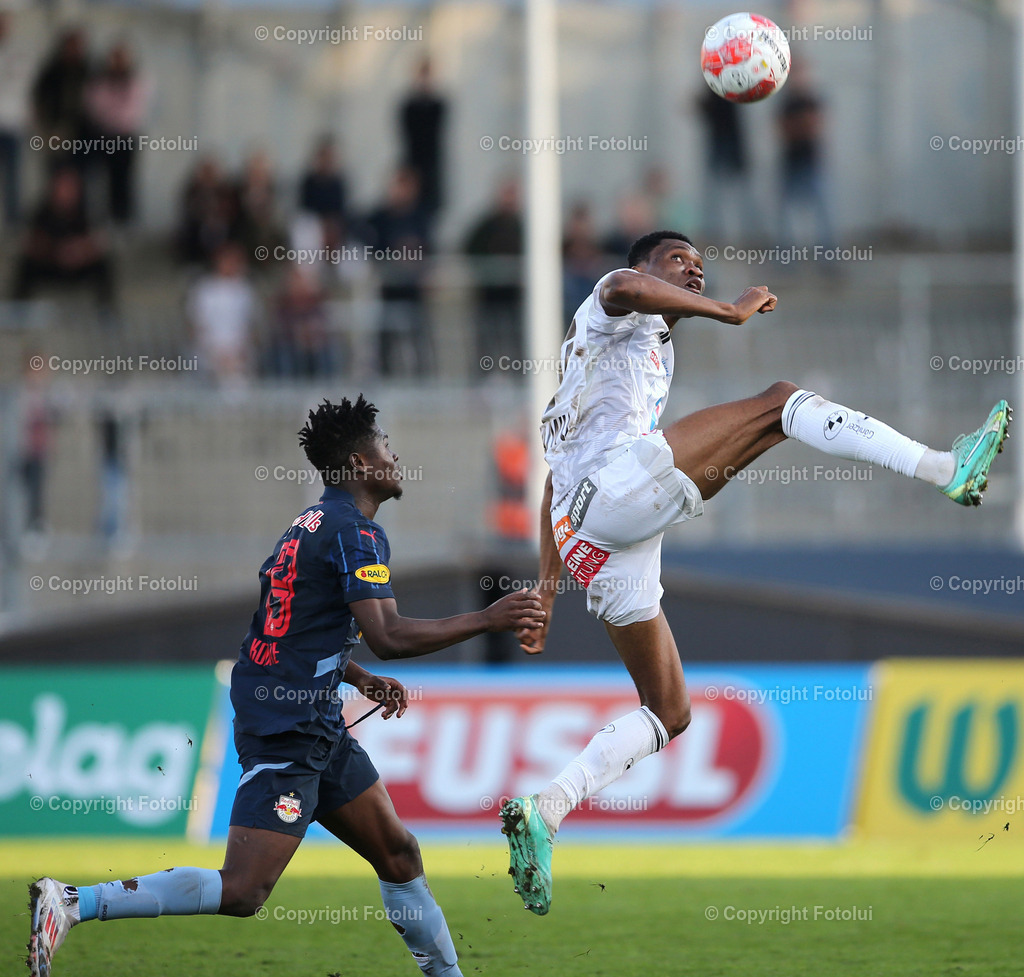 A_LUI-271124_04 | SPORT FUSSBALL ADMIRAL BUNDESLIGA RZ PELLETS  WAC-RED BULL SALZBURG IM BILD:CHIBUIKE NWAIWU  (WAC) UND KARIM KONATE (RED BULL SALZBURG) FOTO:FOTOLUI/MW