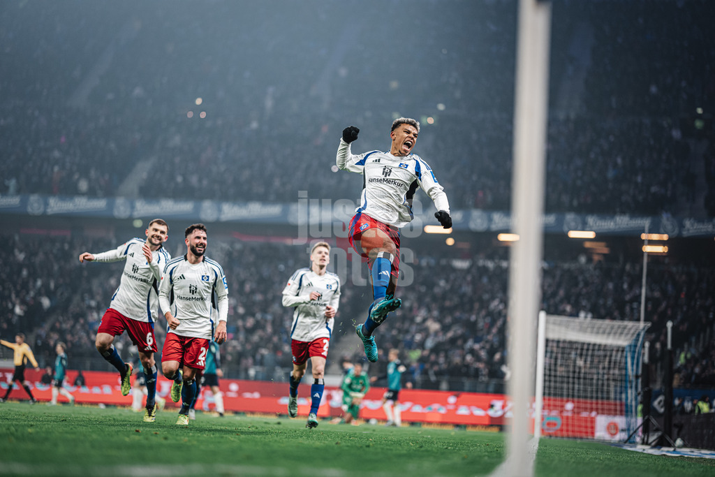 Fußball | Männer | Saison 2024/2025 | 2. Fußball-Bundesliga | 18. Spieltag | Hamburger SV vs. 1. FC Köln | 18.01.2025 | Torjubel Ransford Königsdörffer (#11, HSV)