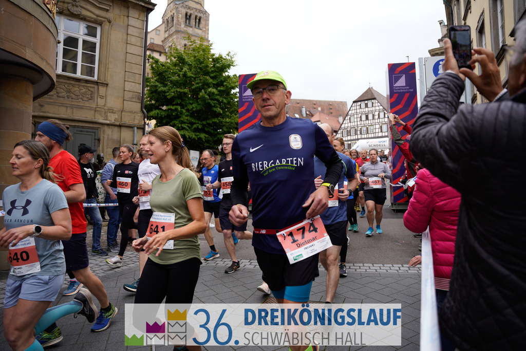 VR Bank Hauptlauf 10km | 3königslauf 2022 VR Bank Hauptlauf - Realisiert mit Pictrs.com