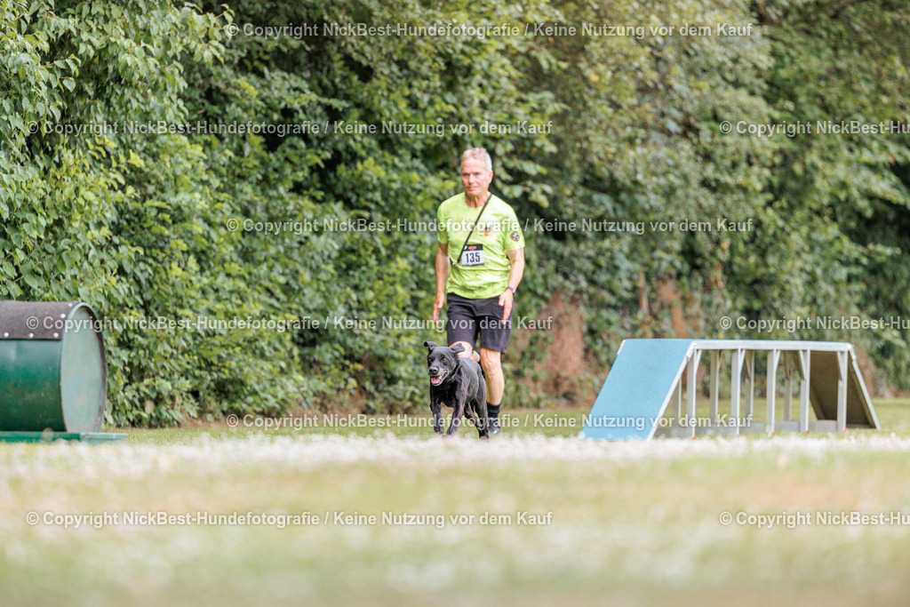 THS-Quakenbrück-2026-Nickbest-Hundefotografie-3274 | Dein Hund! Dein Moment! Deine Erinnerungen! Hundefotografie in Bremen Blumenthal. Ich fange die besonderen Momente deines Vierbeiners ein – ob Indoor mit Blitzanlage oder in der freien Natur. Sicher dir dein Moment und dein Termin für eure Erinnerungen.