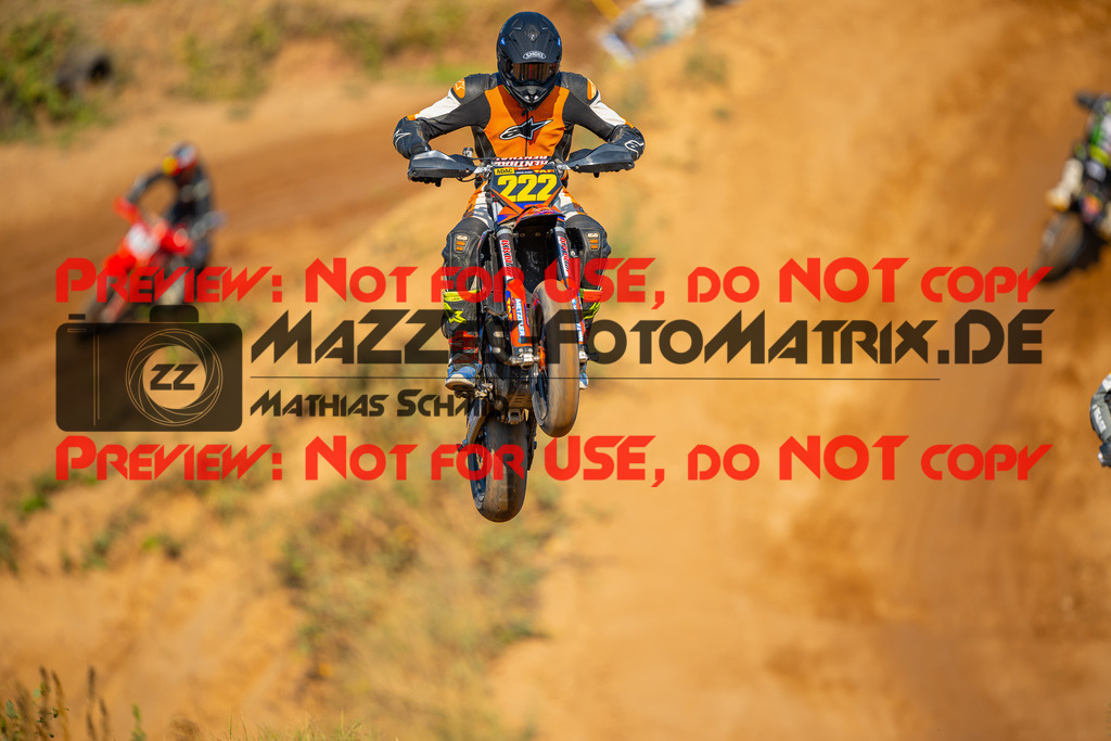 MaZZes-Fotomatrix-20260815-602116 | S2