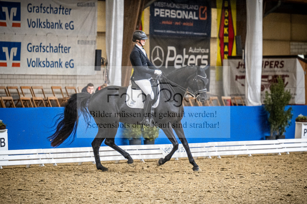 DOS_2888 | Entdecke hochwertige Reitturnierfotos von Foto Oger. Professionell, emotional und authentisch – jetzt Lieblingsmomente im Shop bestellen. - Realisiert mit Pictrs.com