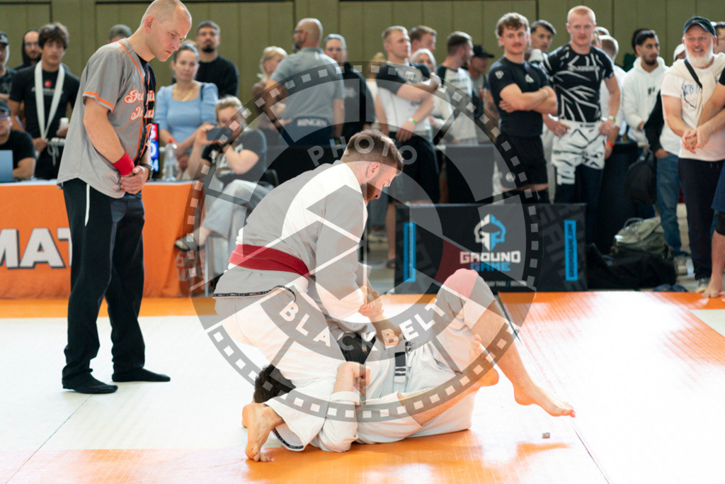 20240915PBB2689 | Athletes compete during the Grappling Industries’ grappling and Brazilian jiu-jitsu competition in Berlin, on September 15, 2024.