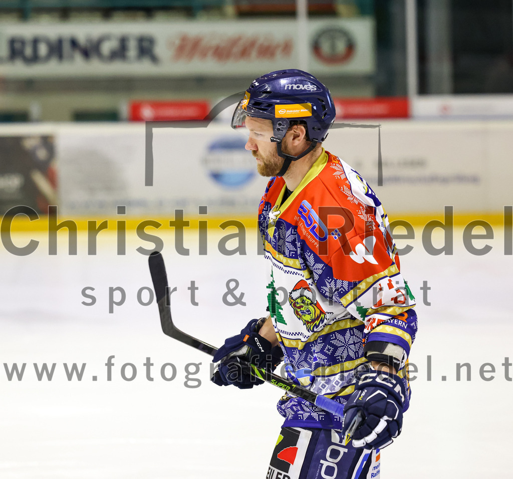 2022-12-09_087_TSV_Erding_gegen_EHC_Waldkraiburg | Erding, Deutschland, 09.12.2022:
Eishockey, Bayernliga 2022 / 2023, 19. Spieltag, TSV Erding gegen EHC Waldkraiburg, Endergebnis: 9:2

Foto: Christian Riedel / fotografie-riedel.net