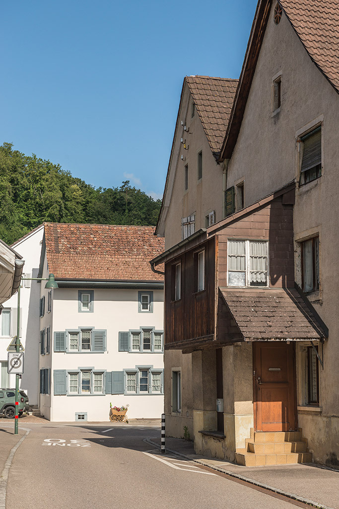 Historische Häuser | in Bubendorf, Baselland, Schweiz. - Realisiert mit Pictrs.com
