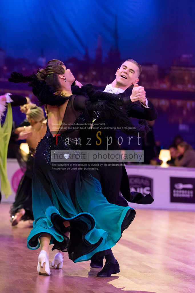 20241215_WDSF_Int_Open_Std-Riga-9362 | Tanzsportbilder, Standardtanz, Lateintanz, WDSF, DTV, LTVB, dancecomp, goc, hessen tanzt, blaues band der spree, walzer, tango, wiener walzer, slowfox, quickstepp, samba, rumba, cha-cha-cha, paso doble. jive, hd-kroft photography, turniertanzsport