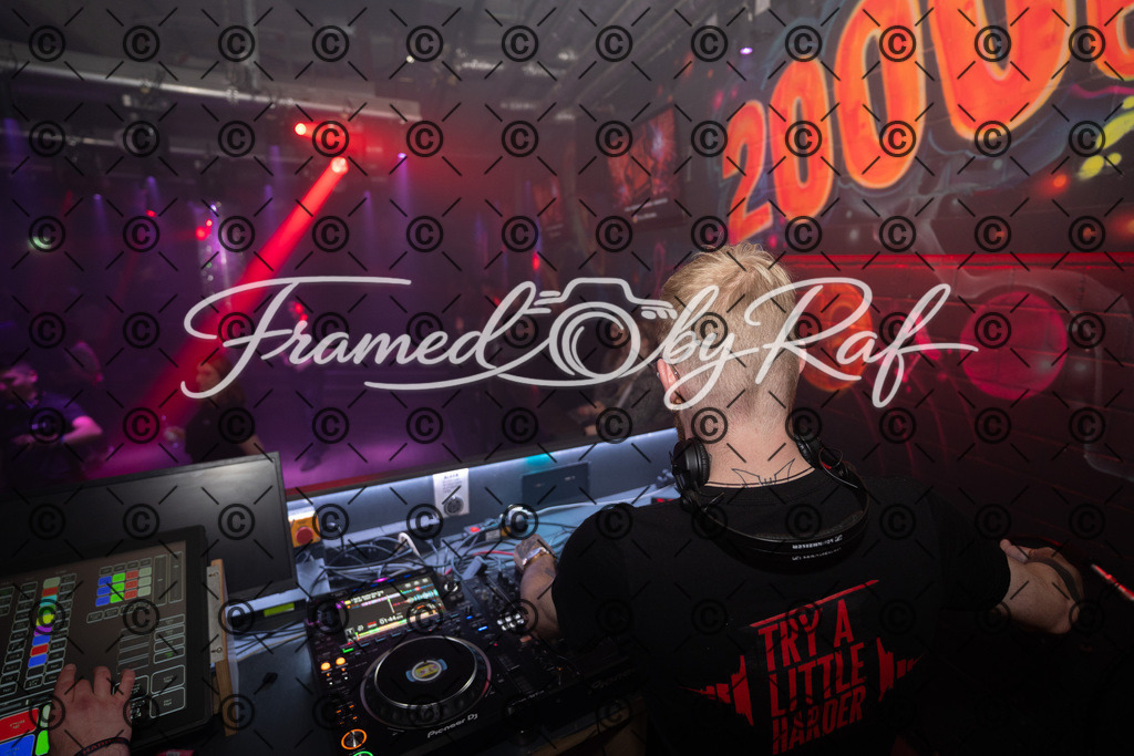 Try_a_little_harder_17.04.2026-30 | Professioneller Online-Store für hochwertige Fotografie: Entdecke einzigartige Bilder aus Street, Events und Lifestyle. Sichere dir exklusive Prints und digitale Downloads in bester Qualität für dein Zuhause oder Projekte. - Realisiert mit Pictrs.com