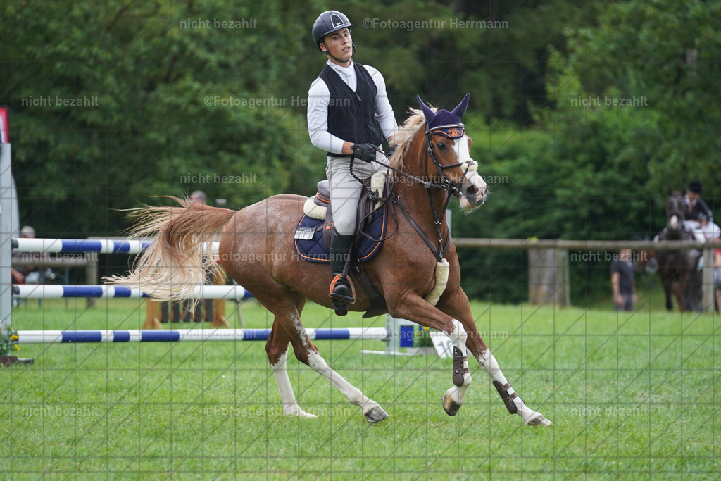 20240706-FAH06402 | Grafing Turnierfotos, Reitverein Ebersberg, Turnierfotografen Bayern, reitsportbilder, Pferdefotograf, reitsportfotograf, Sportbilder, Reitsportfotografie, Fotoagentur Herrmann, Turnierfotograf