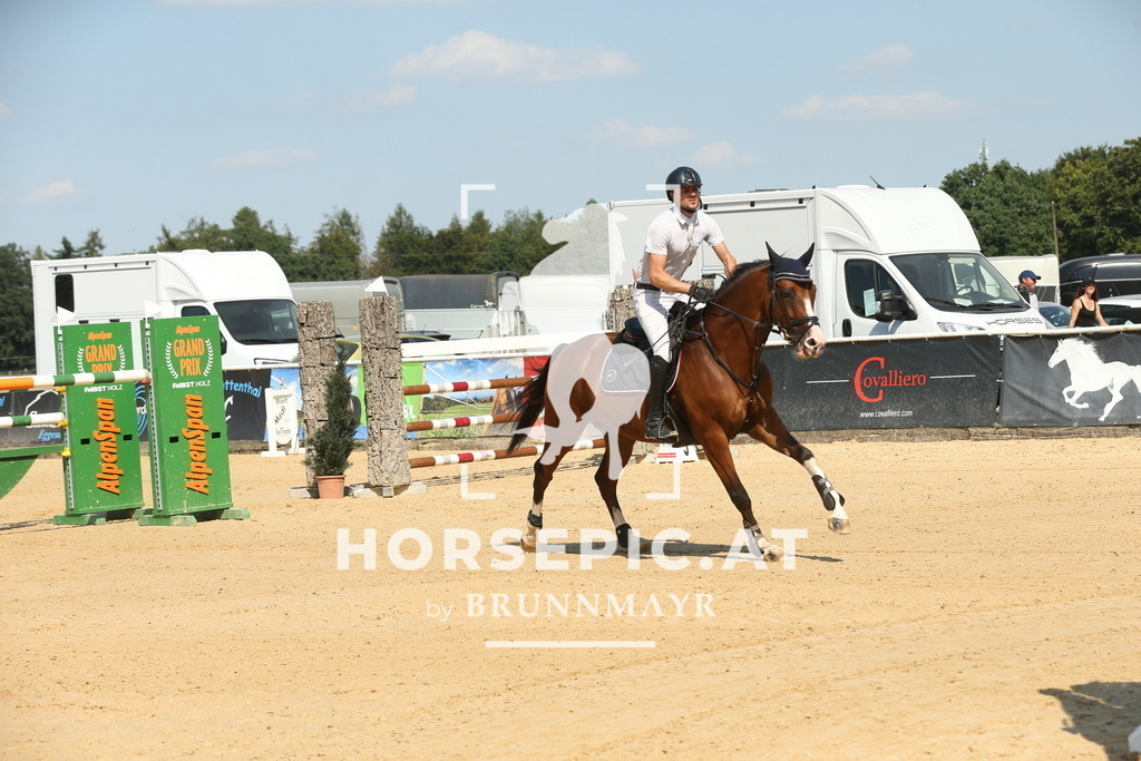 DL2Q6850 | Willkommen bei Brunnmayr - Design & Fotografie – Ihrem Spezialisten für Reitturniere und Pferdeveranstaltungen in Oberösterreich, Salzburg und Bayern! Seit über 17 Jahren sind wir leidenschaftlich dabei.
