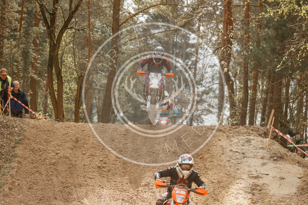 4TaktLauf1-84 | koppe-media - Realisiert mit Pictrs.com