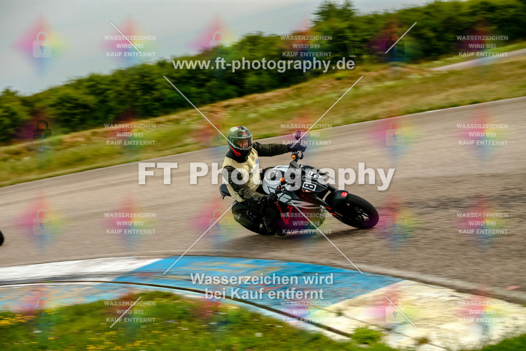 Chambley Juli-1369 | Hier findet Ihr Bilder von Touristenfahrten auf der Nürburgring Nordschleife oder von anderen Veranstaltungen die ich besucht habe. Viel Spass beim Durch Schauen 