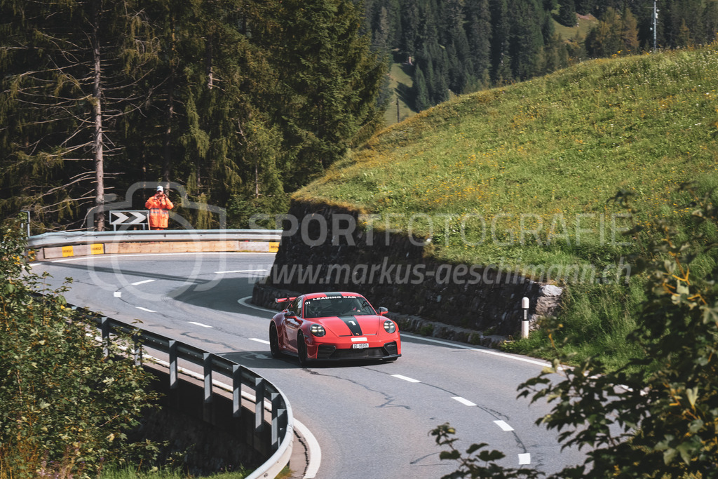 21. Arosa ClassicCar 2025 - 7. =September= 2025 | Renntaxi am 21. Arosa ClassicCar 2025..@arosaclassiccar, @arosa.official, #arosaclassiccar, #arosa, #76curves, #classiccarBild: Sportfotografie Markus Aeschimann | www.markus-aeschimann.ch - Realisiert mit Pictrs.com