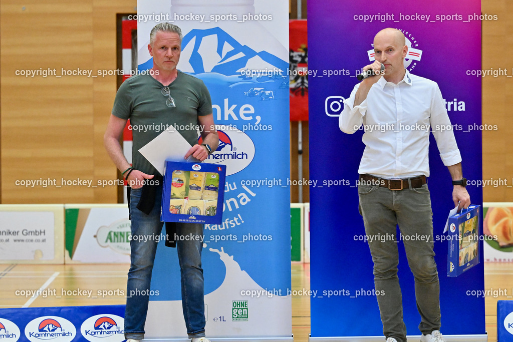 VSV Unihockey vs. Wiener Floorballferein 6.4.2024 | Obmann Stellvertreter VSV Unihockey Udo Forelli, Obmann VSV Unihockey Stefan Rainer, VSV Unihockey vs. Wiener Floorballferein 6.4.2024, VSV Unihockey vs. Wiener Floorballferein  am 06.04.2024 in Villach (Ballspielhalle St. Martin), Austria, (Photo by Bernd Stefan)