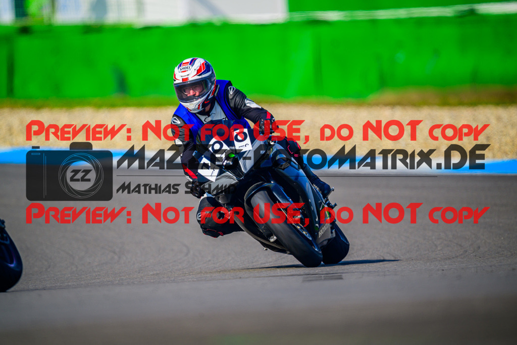 MaZZes_Fotomatrix_20250929_6007705_9233 | INST