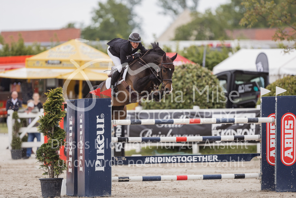 230520_MayDays_Zeit-S-231 | Deine schönsten Turniermomente als professionelle Fotos! Entdecke hochwertige Pferdesport-Fotografie im Online-Shop. Jetzt Fotos finden & bestellen!