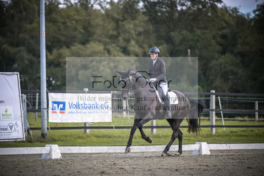 DOS_0852 | Entdecke hochwertige Reitturnierfotos von Foto Oger. Professionell, emotional und authentisch – jetzt Lieblingsmomente im Shop bestellen.Deutschlandweite Turnierfotografie. - Realisiert mit Pictrs.com
