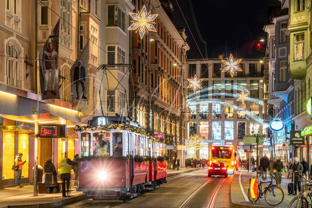 Christkindlbahn | Die Christkindlbahn in der Anichstraße