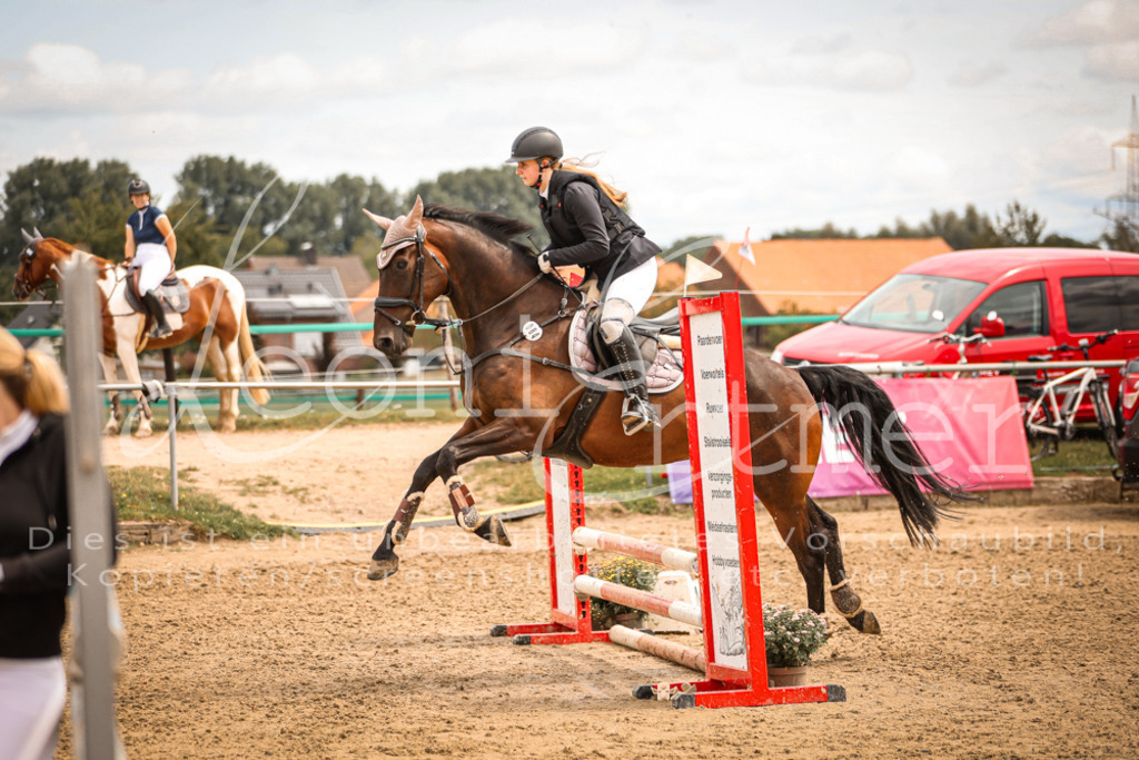 06.SoSpWB00162 | Leoni Ertmer Photography - Realisiert mit Pictrs.com