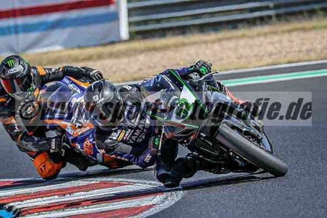 pubi2208 | Professionelle Fotos von Sportveranstaltungen, aber auch Hochzeiten und anderen Events. - Realisiert mit Pictrs.com