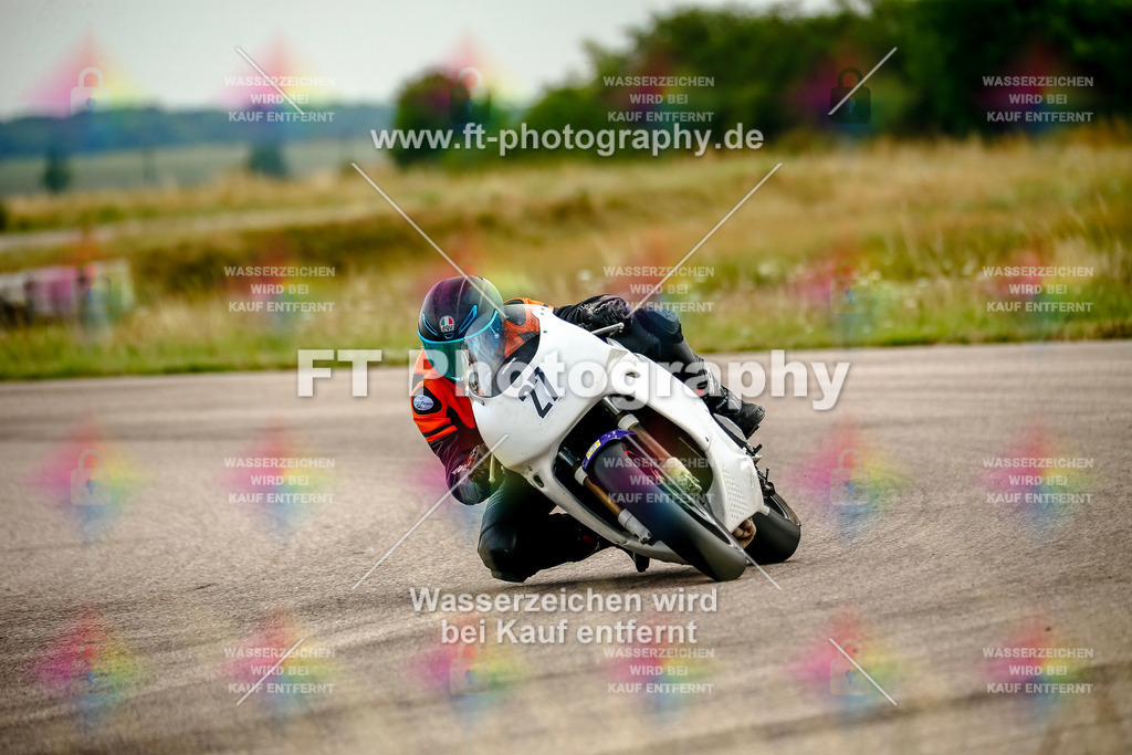 Chambley Juli-2201 | Hier findet Ihr Bilder von Touristenfahrten auf der Nürburgring Nordschleife oder von anderen Veranstaltungen die ich besucht habe. Viel Spass beim Durch Schauen 