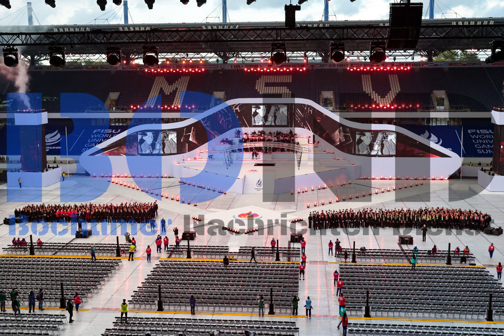 SES_TTGOPC20250716-13 | bond - Realisiert mit Pictrs.com