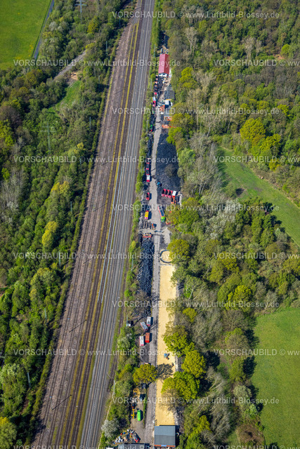 Bergkamen230406381 | Luftbild, Reifenlager und Reifenrecycling Arnold an der Werner Straße, Bergkamen, Ruhrgebiet, Nordrhein-Westfalen, Deutschland