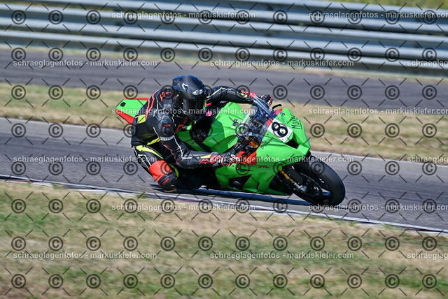 26bt04-0058 | markuskiefer.com - Realisiert mit Pictrs.com