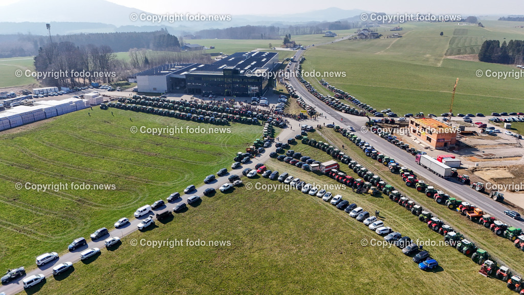 Bauernprotest_ Poendorf_ Lasco_ 08.03.2024-41 | 08.03.2024, Poendorf, AUT, Bauernprotest, im Bild Bauernprotest, Bauern, Landwirte, Traktoren, Fa. Lasco, Demo, Kundgebung

Drohne