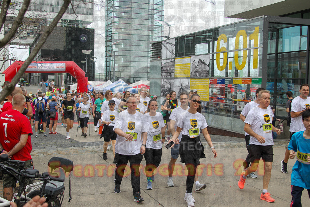 250920_1302_EV4_5127 | Sportfotografie im Rhein-Sieg Kreis, Köln, Bonn, NRW, Rheinland Pfalz, Hessen, etc. Unser Tätigkeitsfeld umfasst den Laufsport vom Volkslauf über den Marathon, Duathlon, Triathon bis zum Ultralauf wie Kölnpfad Ultra oder Schindertrail.