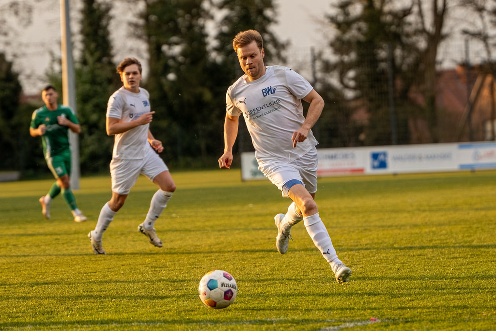 Fußball I Herren I Saison 2025-2026 I Landesliga Weser-Ems I 23. Spieltag I SFN Vechta - BW Lohne II I 00238 | jns.sportfotos - Realisiert mit Pictrs.com