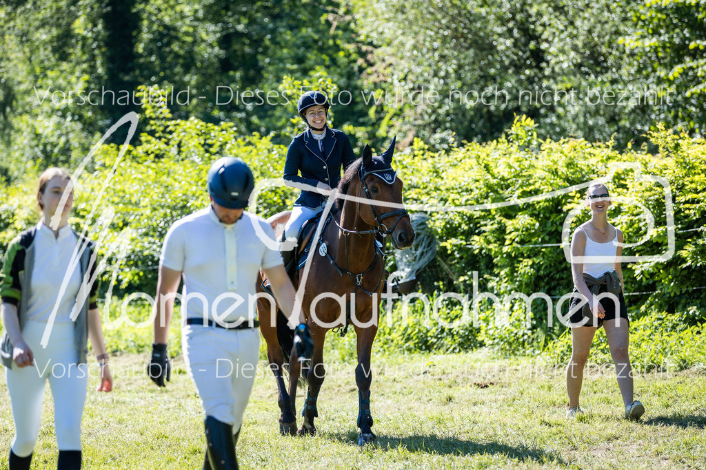 HH-Randmomente-001-6 | MomenTaufnahmen Pferdesportfotos