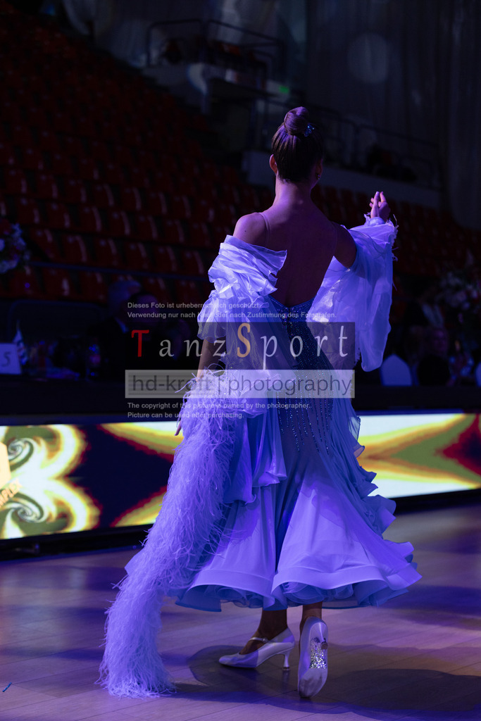 IMG_8856 | Tanzsportbilder, Standardtanz, Lateintanz, WDSF, DTV, LTVB, dancecomp, goc, hessen tanzt, blaues band der spree, walzer, tango, wiener walzer, slowfox, quickstepp, samba, rumba, cha-cha-cha, paso doble. jive, hd-kroft photography, turniertanzsport