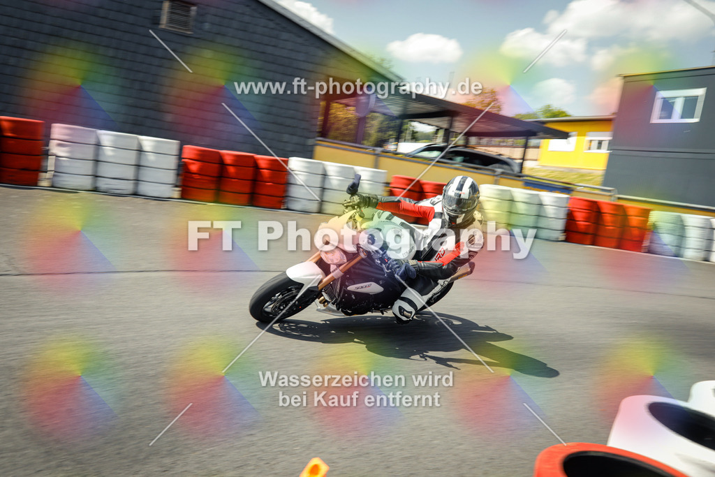 OBK_Mai_Volker_Adam-10942 | Hier findet Ihr Bilder von Touristenfahrten auf der Nürburgring Nordschleife oder von anderen Veranstaltungen die ich besucht habe. Viel Spass beim Durch Schauen 