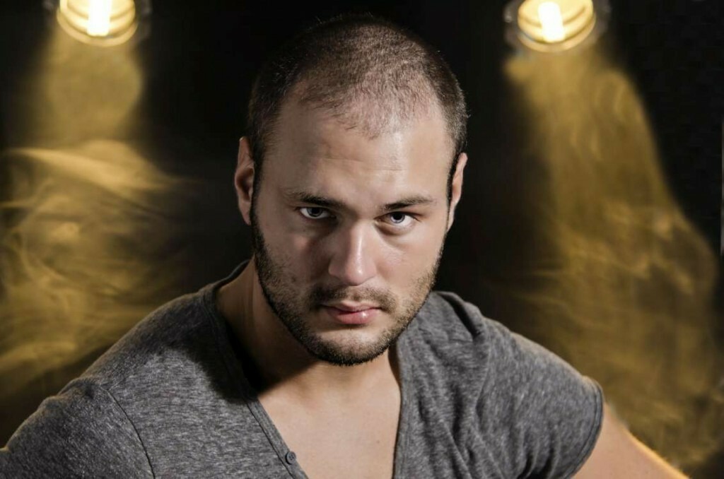 Portrait0060-1024x678 | DieAugenweide Galerie, Bilder von Fotograf Ralf-Udo Thiele. Auswählen und bestellen auf verschiedenen Materialien und Größen. - Realisiert mit Pictrs.com