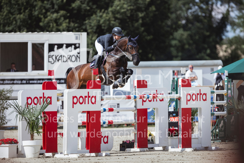 240714_BHO_GroßerPreis-643 | Deine schönsten Turniermomente als professionelle Fotos! Entdecke hochwertige Pferdesport-Fotografie im Online-Shop. Jetzt Fotos finden & bestellen!