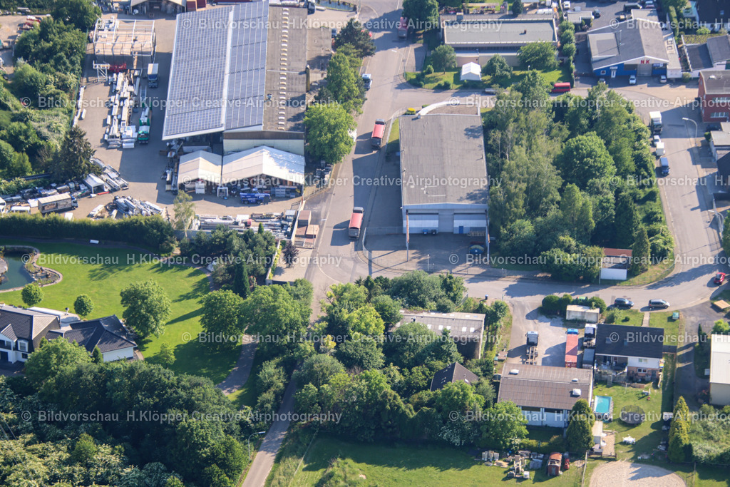 Zelte und Hallen Späth Grevenbroich Creative Airphotography-3204 | Luftbilder und Luftbildfotografie , Digital und Printbilder auf Leinwand , Alu Dibond , Acrylglas , Poster oder Download-Datei für private und gewerbliche Verwendung im Shop online bestellen. - Realisiert mit Pictrs.com