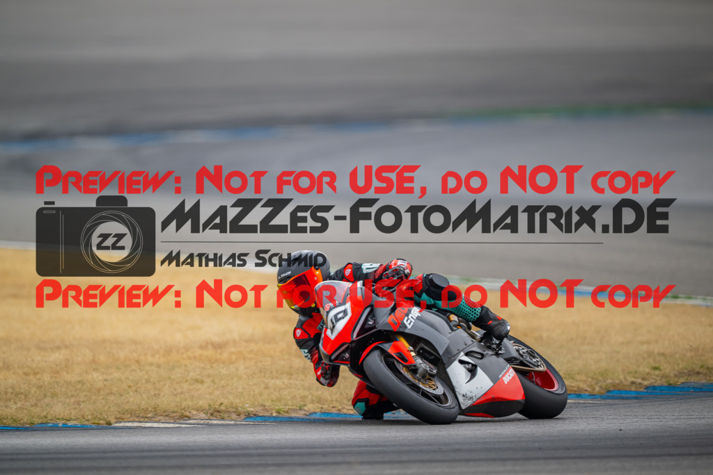 MaZZes-Fotomatrix-20260809-579220 | R1