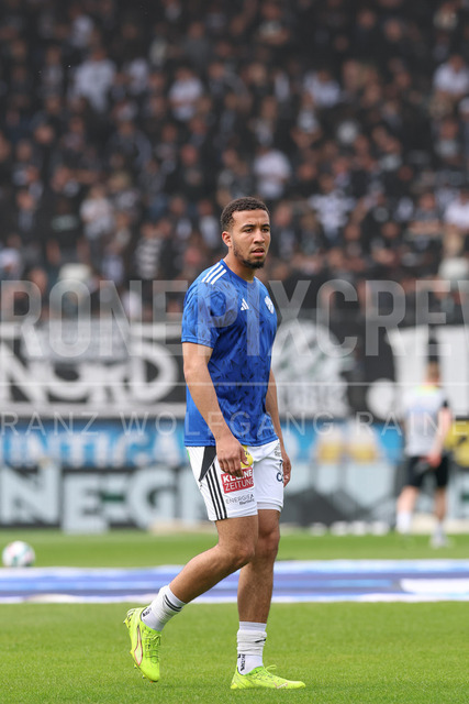SK Puntigamer Sturm Graz vs TSV Egger Glas Hartberg – Championship Group    | Graz, Austria, 12.Apr.26 - SOCCER - ADMIRAL Bundesliga, SK Puntigamer Sturm Graz vs TSV Egger Glas Hartberg. The image shows Emmanuel Ojukwu (Hartberg) during warm up.    
