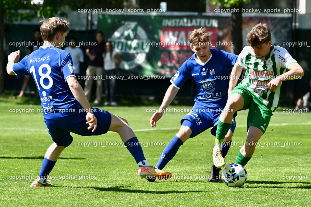 SV Donau vs. Union Matrei | #18 Samuel Benedikt Berger Union Matrei, #22 Thomas Riepler Union Matrei, SV Donau vs. Union Matrei, SV Donau vs. Union Matrei am 03.05.2026 in Klagenfurt (Sportplatz Donau), Austria, (Photo by Bernd Stefan)