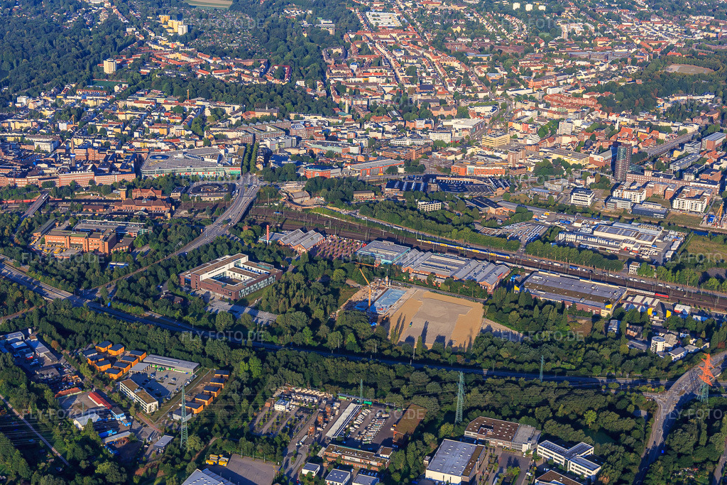 Luftbild: ELBCAMPUS Hamburg im Ortsteil Harburg in Hamburg im Bundesland Hamburg in Deutschland. – Foto: IMG_110277.jpg vom 18.08.2018 durch Werner Riehm/FLY-FOTO.de – Auflösung des Originals: 5208 x 3472 px – Berufliche Weiterbildung in Hamburg - ELBCAMPUS