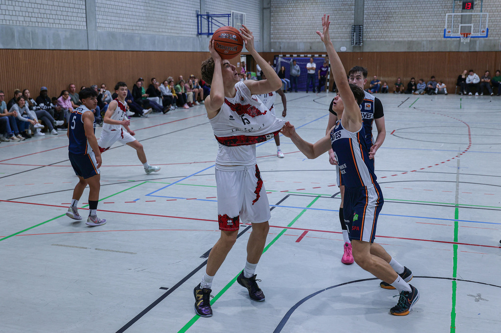 NBBL BAYER GIANTS vs Rostock Seawolves-41 | Fotos von Basketballspielen aus dem Raum NRW fotografiert von Gero Mueller-Laschet und Daniel Schaefer - Realisiert mit Pictrs.com