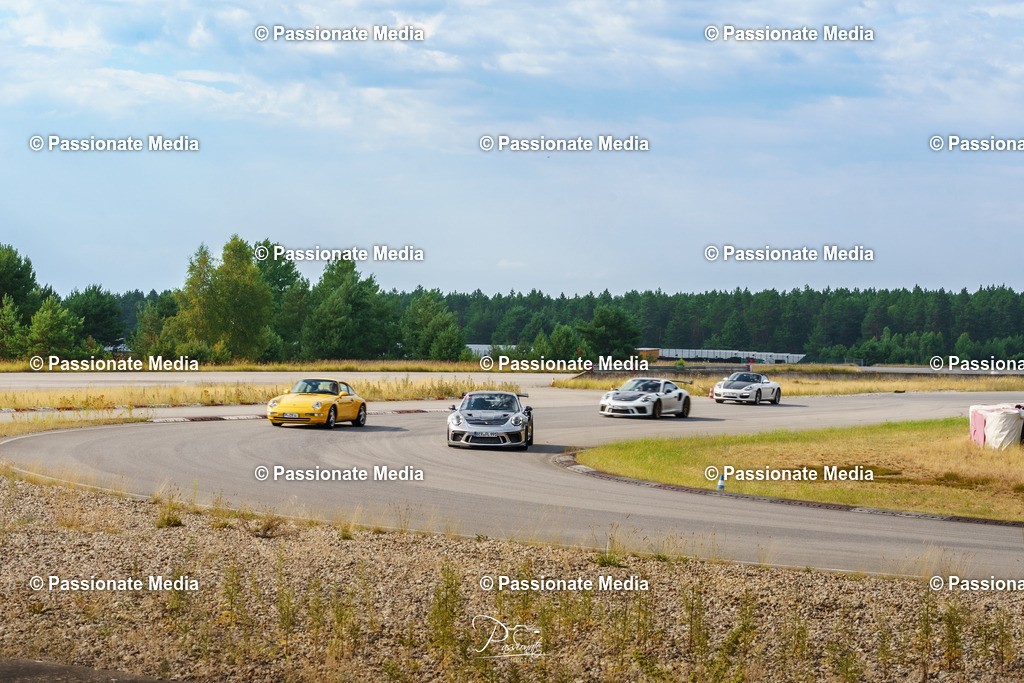 DSC07654 | Passionate Media, dein Fotograf aus Brandenburg, Märkisch Oderland, im Bereich Motorsport, Autos und Motorräder sowie Events und auch Hunde. Shootings oder auch Eventbegleitungen können bei mir gebucht we